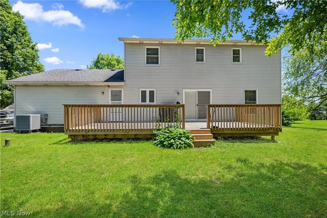 11599 Hoover Avenue NW, Uniontown, OH 44685