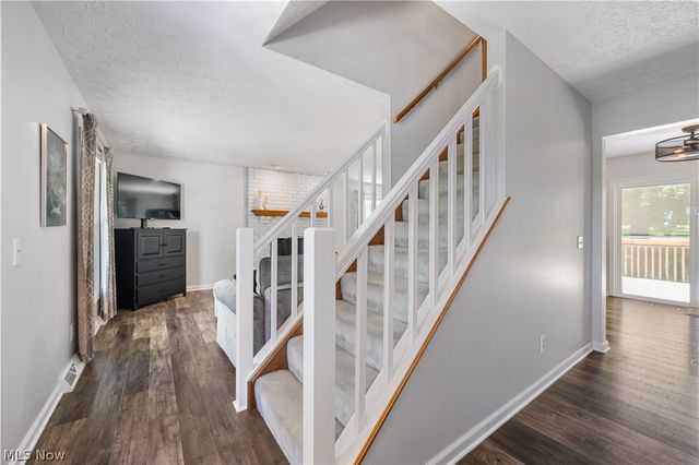 11599 Hoover Avenue NW, Uniontown, OH 44685