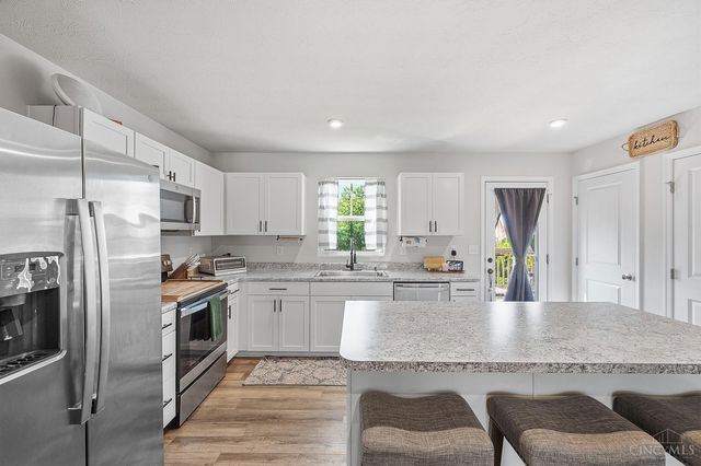 109 Sunrise Lane, New Richmond, OH 45157