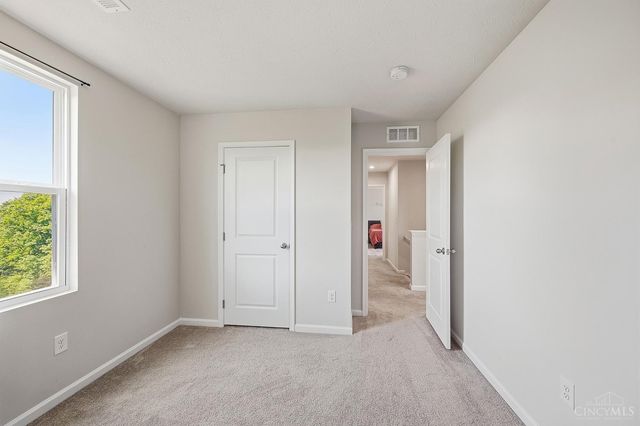 109 Sunrise Lane, New Richmond, OH 45157