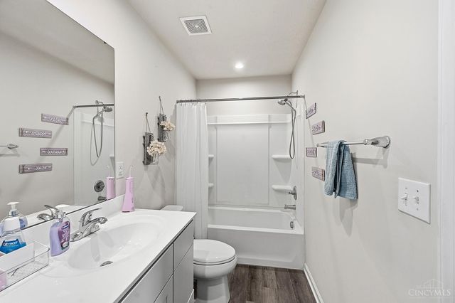 109 Sunrise Lane, New Richmond, OH 45157