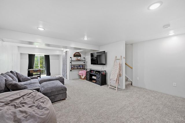 109 Sunrise Lane, New Richmond, OH 45157