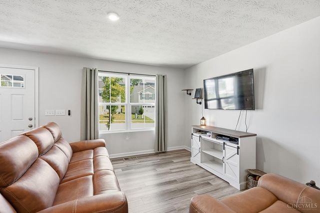 109 Sunrise Lane, New Richmond, OH 45157