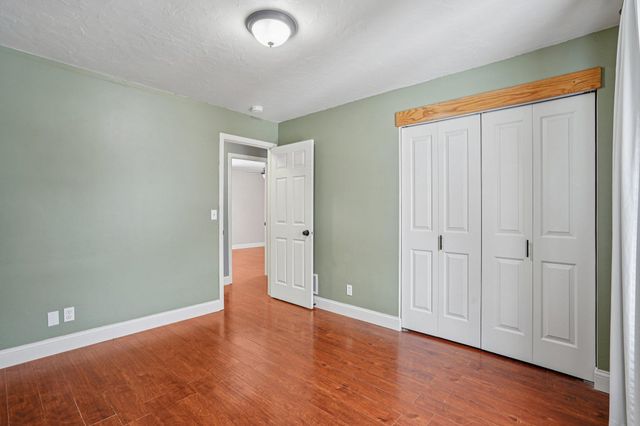 3109 Red Oak Circle N, Burnsville, MN 55337