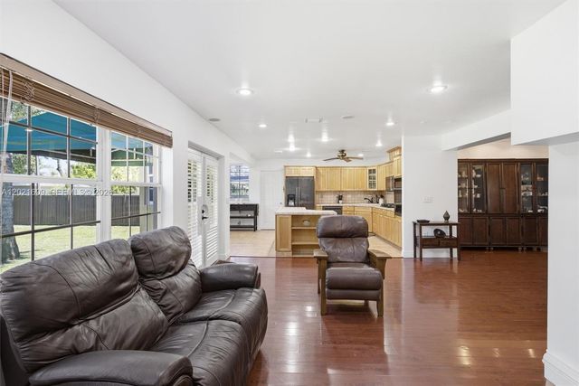 245 Lenape Dr, Miami Springs, FL 33166