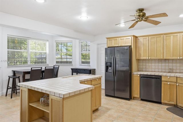 245 Lenape Dr, Miami Springs, FL 33166