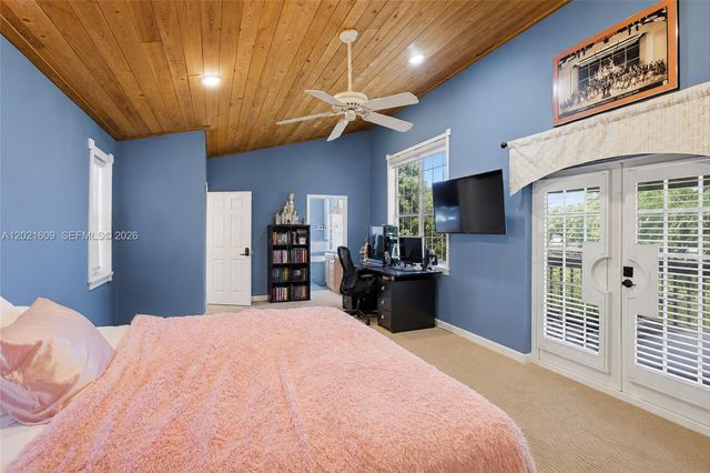 245 Lenape Dr, Miami Springs, FL 33166