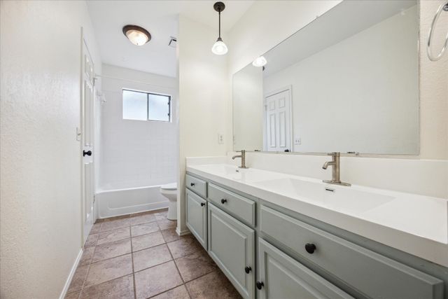 13004 Sinton LN, Austin, TX 78729