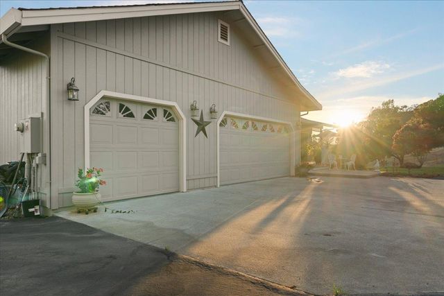 11289 Hutto Rd, Smartsville, CA 95977