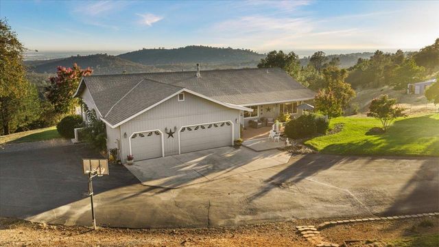 11289 Hutto Rd, Smartsville, CA 95977