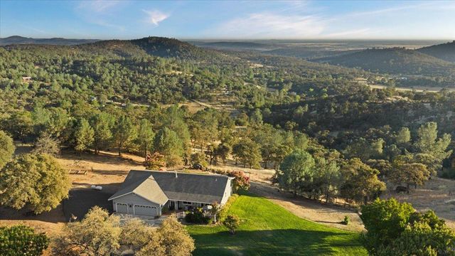 11289 Hutto Rd, Smartsville, CA 95977