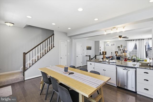 16 MUSTANG DR, La Plata, MD 20646