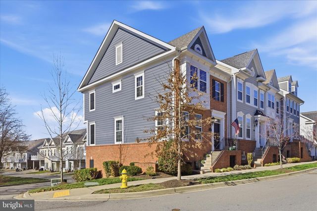 16 MUSTANG DR, La Plata, MD 20646