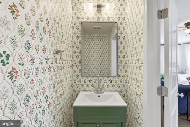 16 MUSTANG DR, La Plata, MD 20646