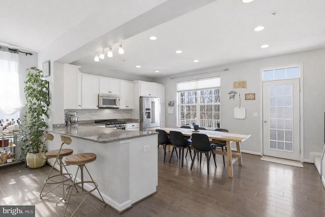 16 MUSTANG DR, La Plata, MD 20646