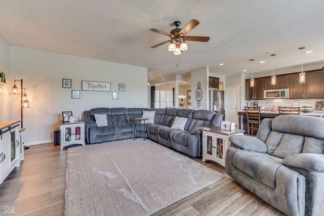 10441 Oxer Drive, Fishers, IN 46040