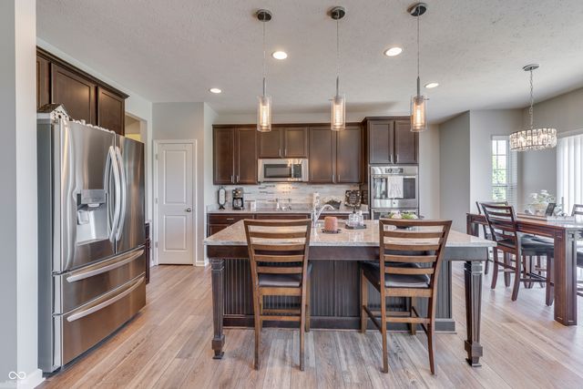10441 Oxer Drive, Fishers, IN 46040