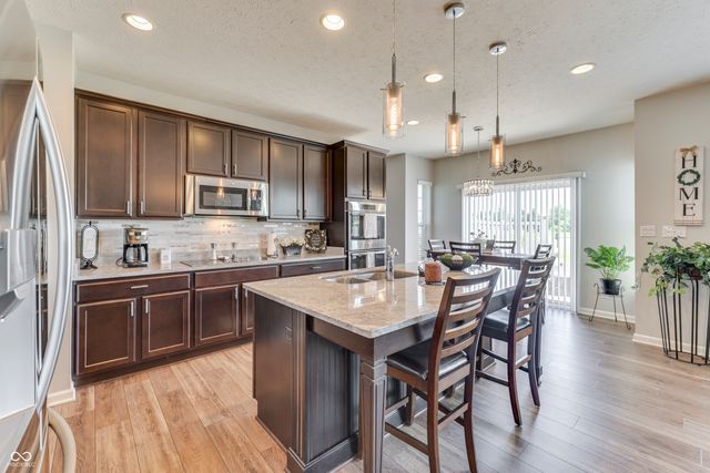 10441 Oxer Drive, Fishers, IN 46040