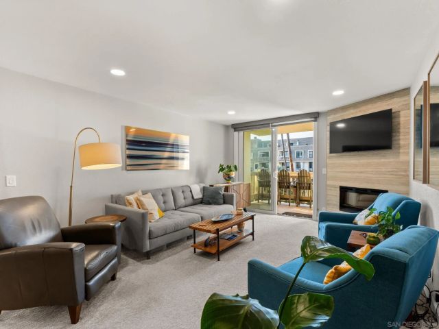999 N Pacific D211, Oceanside, CA 92054
