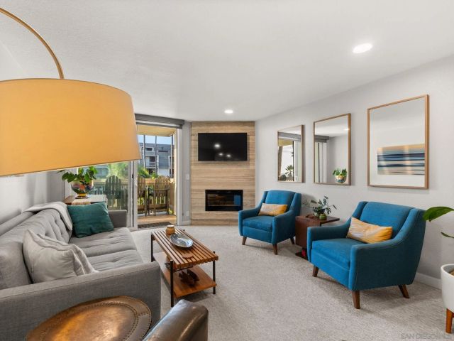 999 N Pacific D211, Oceanside, CA 92054