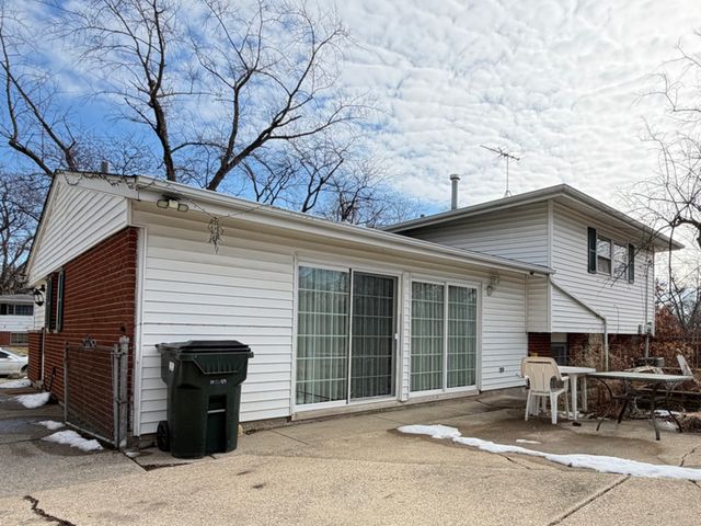 126 Indiana Street, Park Forest, IL 60466