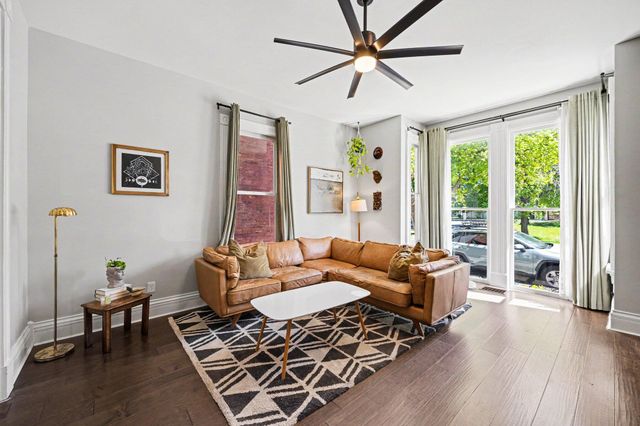 210 E 8th Street, Covington, KY 41011