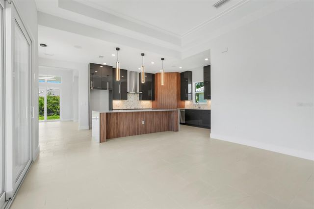 138 NEW LEATHERWOOD DRIVE, Palm Coast, FL 32137