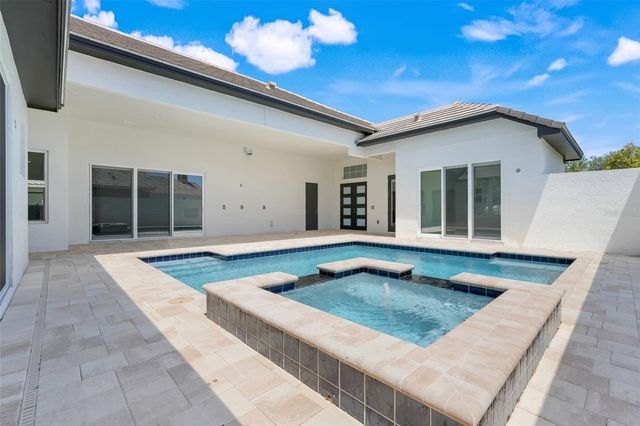 138 NEW LEATHERWOOD DRIVE, Palm Coast, FL 32137