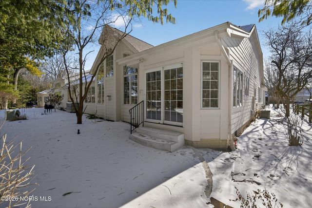 6934 Cedar Creek Lane, Toledo, OH 43617