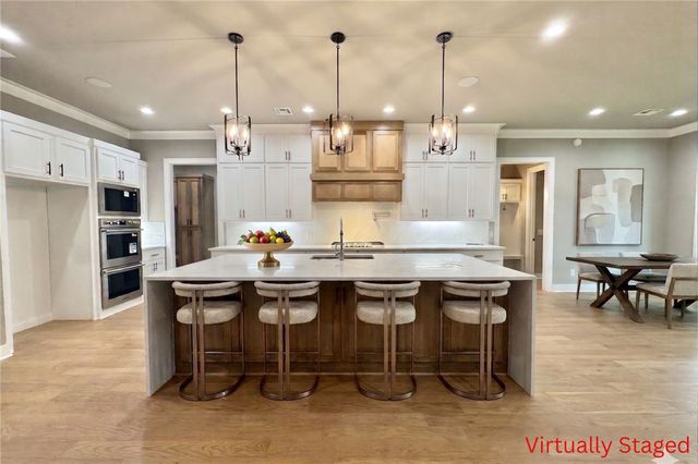 3807 SW Limelight Lane, Bentonville, AR 72713