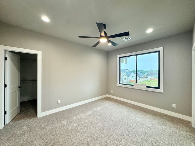 3807 SW Limelight Lane, Bentonville, AR 72713
