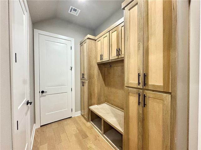 3807 SW Limelight Lane, Bentonville, AR 72713