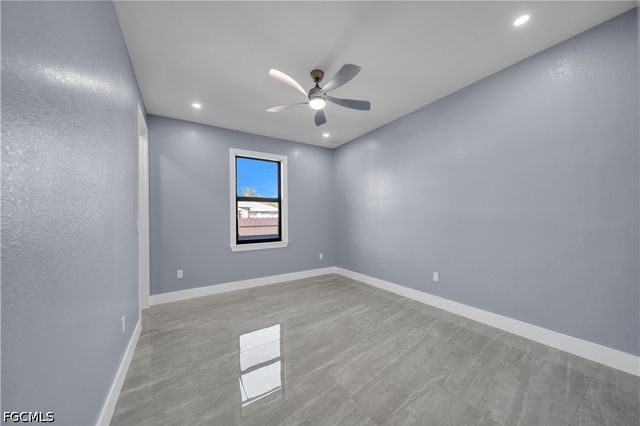1125 NE 14th TER, Cape Coral, FL 33909