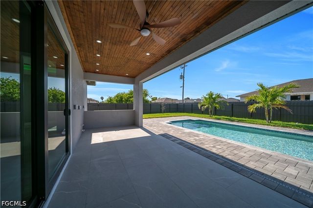 1125 NE 14th TER, Cape Coral, FL 33909