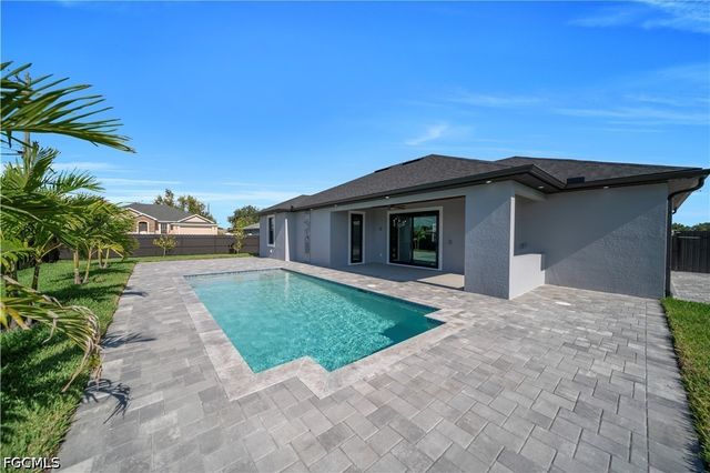 1125 NE 14th TER, Cape Coral, FL 33909