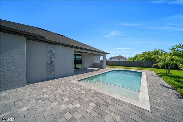 1125 NE 14th TER, Cape Coral, FL 33909