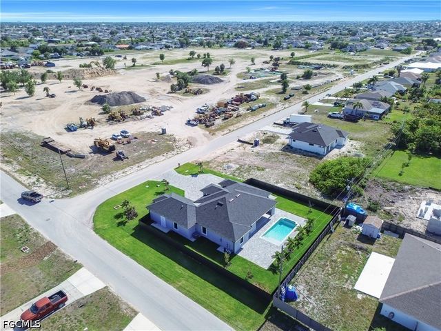 1125 NE 14th TER, Cape Coral, FL 33909