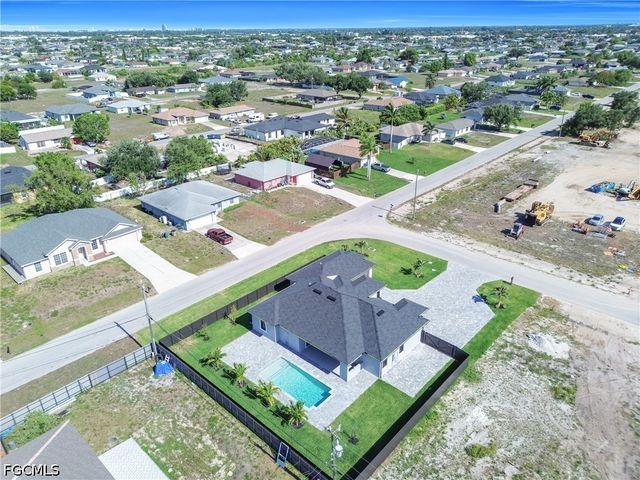 1125 NE 14th TER, Cape Coral, FL 33909