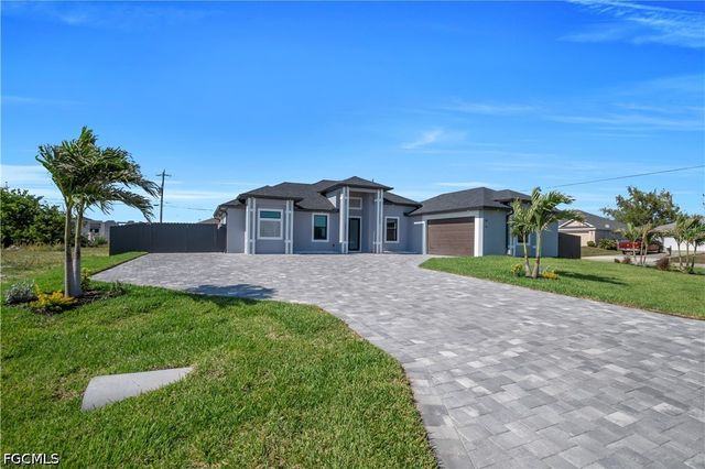 1125 NE 14th TER, Cape Coral, FL 33909