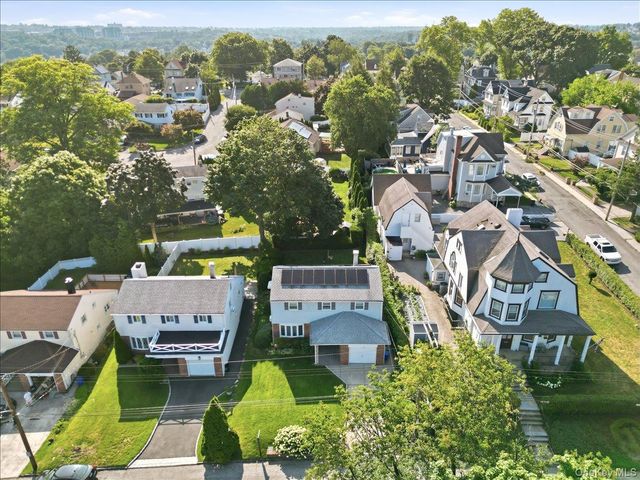 37 Park Avenue, Yonkers, NY 10703