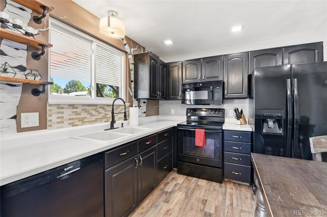 17855 E Kansas Place, Aurora, CO 80017