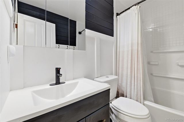 17855 E Kansas Place, Aurora, CO 80017