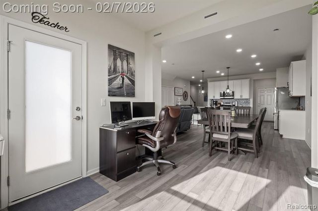 4112 Nottingham Circle, Clarkston, MI 48346