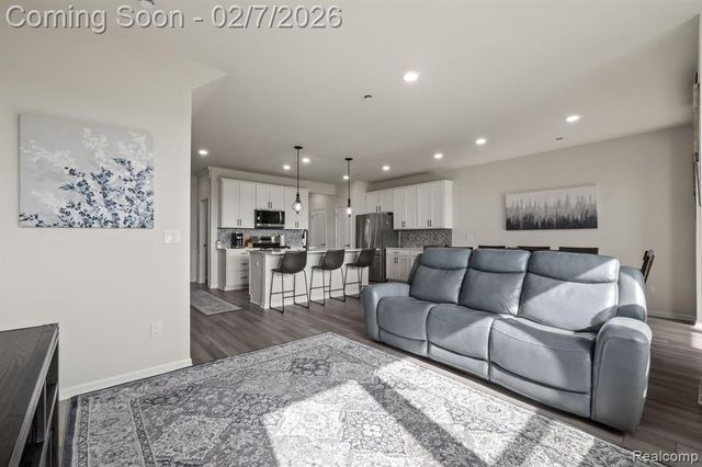 4112 Nottingham Circle, Clarkston, MI 48346