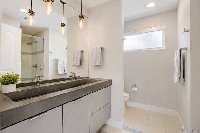 3165 Lawrence Street, Denver, CO 80205