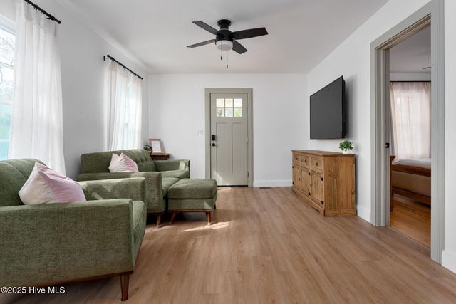 705 Ivey Circle, Wilmington, NC 28401