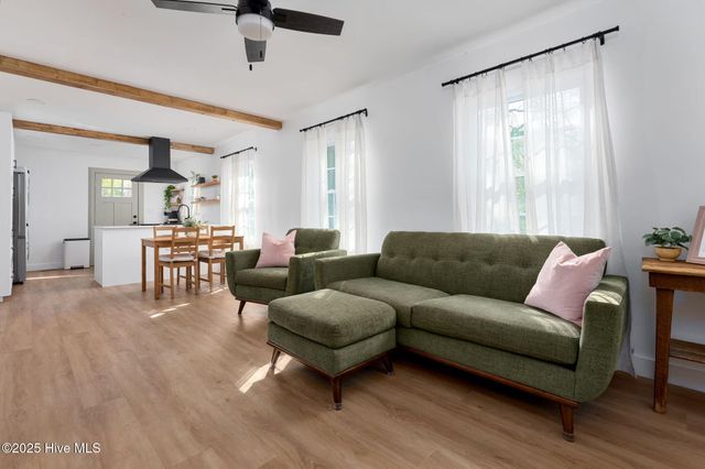 705 Ivey Circle, Wilmington, NC 28401