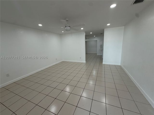 9986 SW 2nd St, Miami, FL 33174