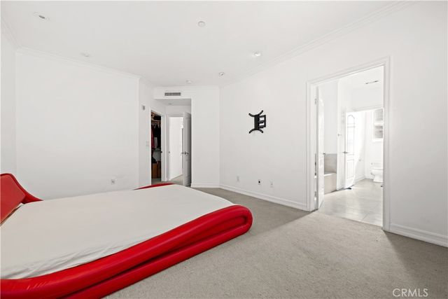 128 N Swall Drive 304, Los Angeles, CA 90048
