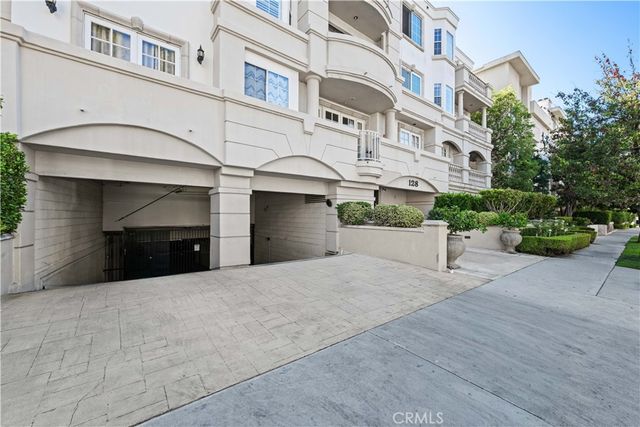 128 N Swall Drive 304, Los Angeles, CA 90048